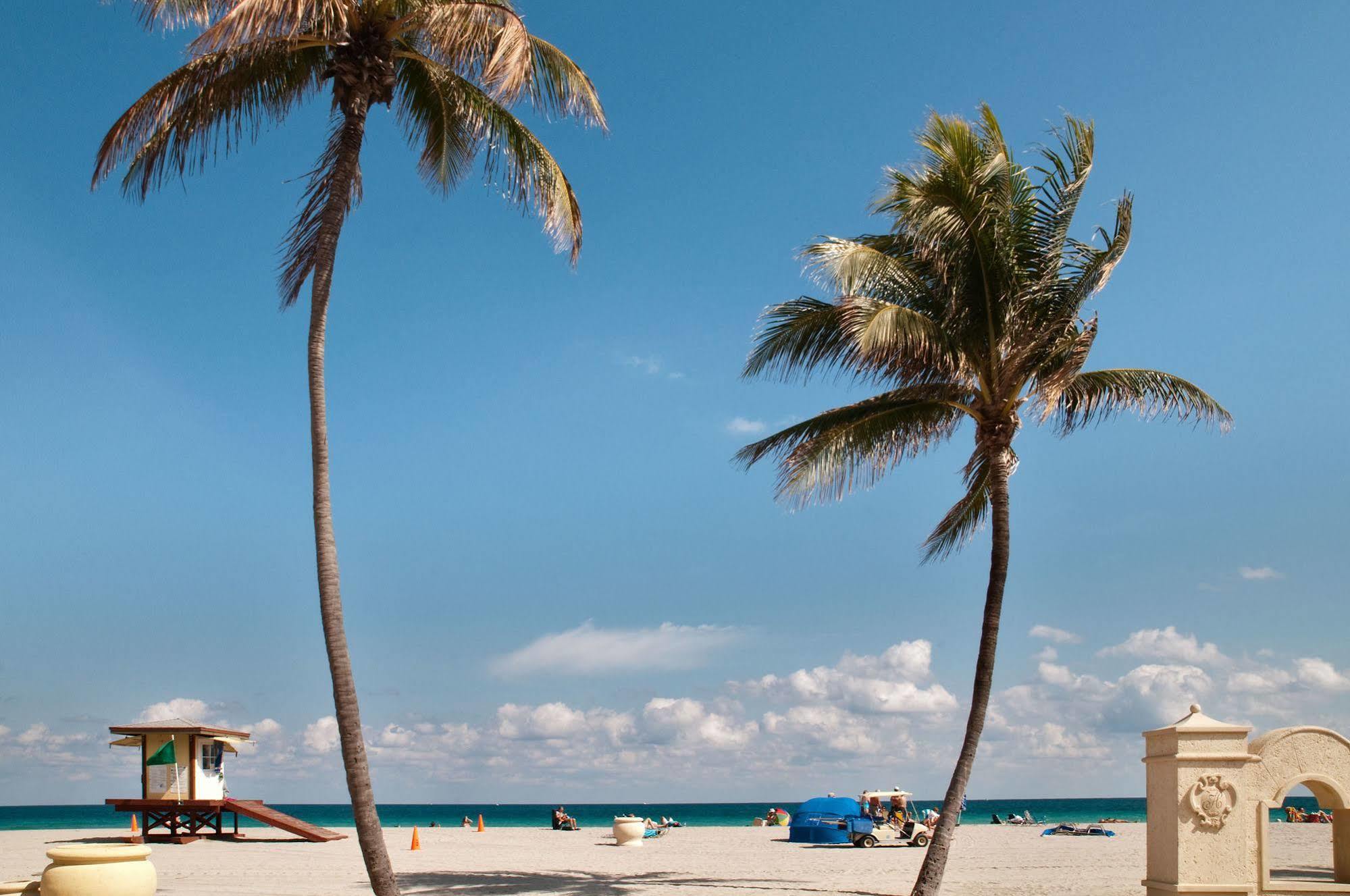 Hollywood Beach Suites And Hotel Exterior foto